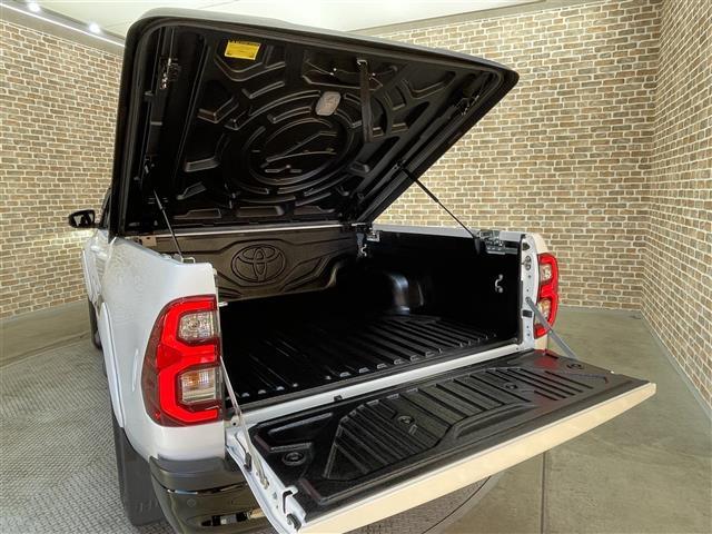 ハイラックス Ｚ　ＧＲスポーツ　パノラミックビューモニター　ハードトノカバー　ＢＡＴＴＬＥＺリフトアップスプリング（Ｆ）　ＲＡＹＳチームデイトナ　リヤデフロック　オートＬＳＤ　レーダークルーズコントロール　クリアランスソナー（7枚目）