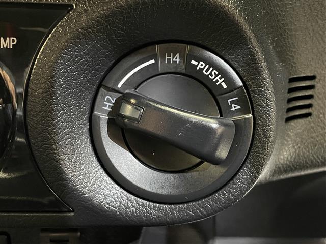 ハイラックス Ｚ　ＧＲスポーツ　パノラミックビューモニター　ハードトノカバー　ＢＡＴＴＬＥＺリフトアップスプリング（Ｆ）　ＲＡＹＳチームデイトナ　リヤデフロック　オートＬＳＤ　レーダークルーズコントロール　クリアランスソナー（16枚目）