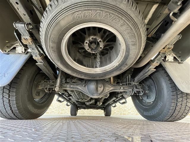 ハイラックス Ｚ　ＧＲスポーツ　パノラミックビューモニター　ハードトノカバー　ＢＡＴＴＬＥＺリフトアップスプリング（Ｆ）　ＲＡＹＳチームデイトナ　リヤデフロック　オートＬＳＤ　レーダークルーズコントロール　クリアランスソナー（41枚目）