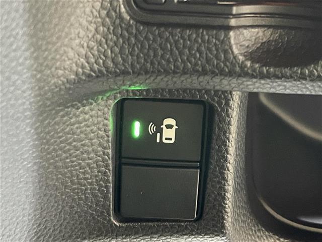 Ｎ－ＢＯＸ Ｇ・Ｌターボホンダセンシング　ワンオーナー　４ＷＤ　ターボ　両側パワースライドドア（左側ハンズフリー機能付き）　パドルシフト　シートヒーター　ホンダセンシング　ルーフコンソール　純正ナビ　フルセグＴＶ　ＬＥＤヘッドランプ（4枚目）