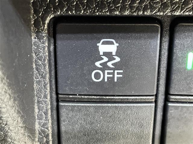 Ｎ－ＢＯＸ Ｇ・Ｌターボホンダセンシング　ワンオーナー　４ＷＤ　ターボ　両側パワースライドドア（左側ハンズフリー機能付き）　パドルシフト　シートヒーター　ホンダセンシング　ルーフコンソール　純正ナビ　フルセグＴＶ　ＬＥＤヘッドランプ（7枚目）