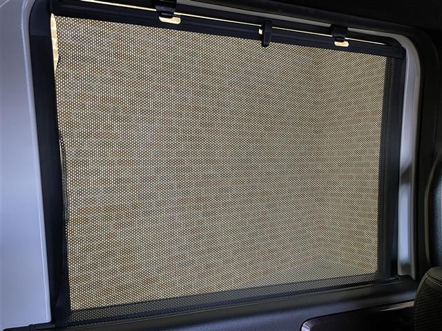 Ｎ－ＢＯＸ Ｇ・Ｌターボホンダセンシング　ワンオーナー　４ＷＤ　ターボ　両側パワースライドドア（左側ハンズフリー機能付き）　パドルシフト　シートヒーター　ホンダセンシング　ルーフコンソール　純正ナビ　フルセグＴＶ　ＬＥＤヘッドランプ（11枚目）