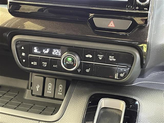 Ｎ－ＢＯＸ Ｇ・Ｌターボホンダセンシング　ワンオーナー　４ＷＤ　ターボ　両側パワースライドドア（左側ハンズフリー機能付き）　パドルシフト　シートヒーター　ホンダセンシング　ルーフコンソール　純正ナビ　フルセグＴＶ　ＬＥＤヘッドランプ（20枚目）