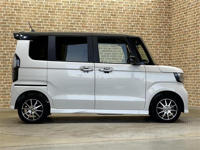 Ｎ－ＢＯＸ Ｇ・Ｌターボホンダセンシング　ワンオーナー　４ＷＤ　ターボ　両側パワースライドドア（左側ハンズフリー機能付き）　パドルシフト　シートヒーター　ホンダセンシング　ルーフコンソール　純正ナビ　フルセグＴＶ　ＬＥＤヘッドランプ（37枚目）