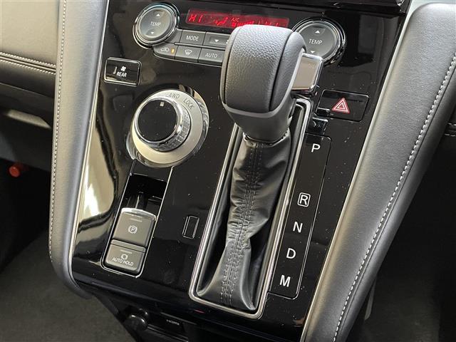 デリカＤ：５ シャモニー　登録済未使用車　特別仕様車　４ＷＤ　マルチアラウンドモニター　純正アクセサリーＡＬＰＩＮＥ製ナビ　ｅ－Ａｓｓｉｓｔ　撥水機能付き専用シート　エレクトリックテールゲート　パワーシート　シートヒーター（22枚目）