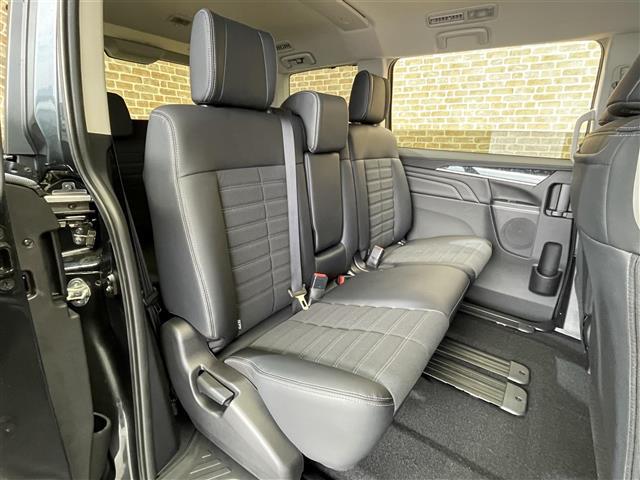 デリカＤ：５ シャモニー　登録済未使用車　特別仕様車　４ＷＤ　マルチアラウンドモニター　純正アクセサリーＡＬＰＩＮＥ製ナビ　ｅ－Ａｓｓｉｓｔ　撥水機能付き専用シート　エレクトリックテールゲート　パワーシート　シートヒーター（27枚目）