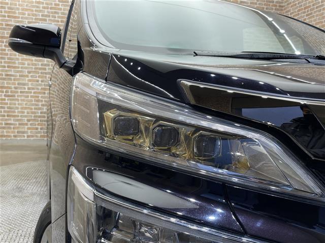 ヴェルファイア 2.5Z ゴールデンアイズ 4WD JBLプレミアムサウンドシステム パノラミックビューモニター インテリジェントパーキングアシスト2 電動ステップ トヨタセーフティセンス NAVI・AI-SHIFT 3眼LEDヘッドランプ(5枚目)