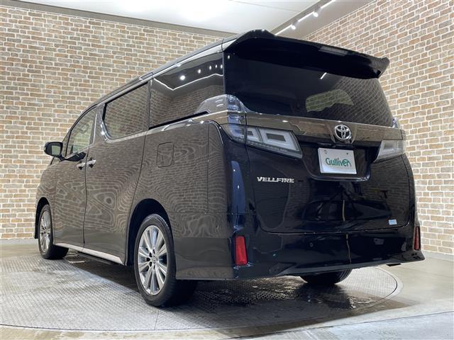 ヴェルファイア 2.5Z ゴールデンアイズ 4WD JBLプレミアムサウンドシステム パノラミックビューモニター インテリジェントパーキングアシスト2 電動ステップ トヨタセーフティセンス NAVI・AI-SHIFT 3眼LEDヘッドランプ(35枚目)