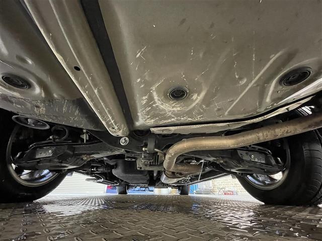 ヴェルファイア 2.5Z ゴールデンアイズ 4WD JBLプレミアムサウンドシステム パノラミックビューモニター インテリジェントパーキングアシスト2 電動ステップ トヨタセーフティセンス NAVI・AI-SHIFT 3眼LEDヘッドランプ(41枚目)