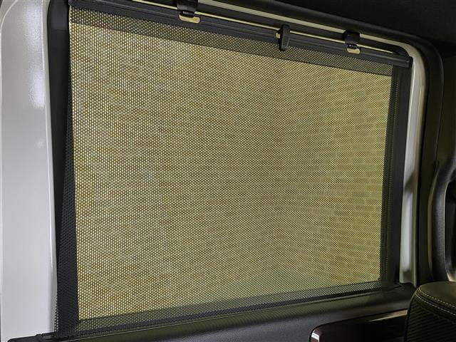 Ｎ－ＢＯＸ Ｇ・Ｌターボホンダセンシング　ワンオーナー　４ＷＤ　ターボ　ホンダセンシング　衝突軽減ブレーキ　アダプティブクルーズコントロール　オートハイビーム　両側パワースライドドア　シートヒーター　パドルシフト　純正ナビ　フルセグＴＶ（9枚目）