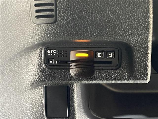 Ｎ－ＢＯＸ Ｇ・Ｌターボホンダセンシング　ワンオーナー　４ＷＤ　ターボ　ホンダセンシング　衝突軽減ブレーキ　アダプティブクルーズコントロール　オートハイビーム　両側パワースライドドア　シートヒーター　パドルシフト　純正ナビ　フルセグＴＶ（10枚目）