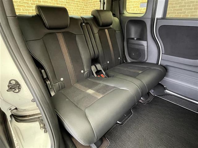 Ｎ－ＢＯＸ Ｇ・Ｌターボホンダセンシング　ワンオーナー　４ＷＤ　ターボ　ホンダセンシング　衝突軽減ブレーキ　アダプティブクルーズコントロール　オートハイビーム　両側パワースライドドア　シートヒーター　パドルシフト　純正ナビ　フルセグＴＶ（26枚目）