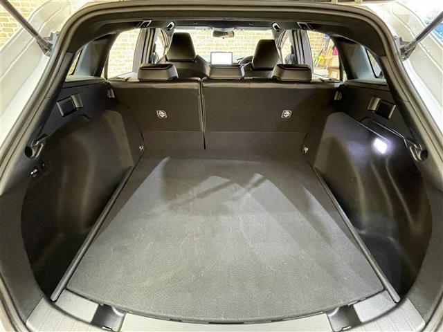 カローラツーリング ハイブリッド ダブルバイビー 4WD 寒冷地仕様 AC100V1500Wコンセント トヨタセーフティセンス プリクラッシュセーフティ レーダークルーズコントロール クリアランスソナー シートヒーター ステアリングヒーター(29枚目)