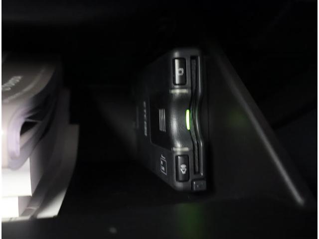 ８６ ＧＲスポーツ　ＤＶＤ再生　クルコン　盗難防止装置　ＬＥＤライト　キーレス　ナビＴＶ　スマートキー　Ｂカメラ　エアバッグ　オートエアコン　横滑り防止装置　フルセグ　メモリーナビ　ＥＴＣ　アルミホイール　ＡＢＳ　エアロ（14枚目）