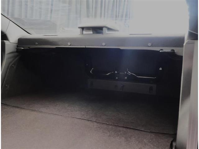 ８６ ＧＲスポーツ　ＤＶＤ再生　クルコン　盗難防止装置　ＬＥＤライト　キーレス　ナビＴＶ　スマートキー　Ｂカメラ　エアバッグ　オートエアコン　横滑り防止装置　フルセグ　メモリーナビ　ＥＴＣ　アルミホイール　ＡＢＳ　エアロ（18枚目）