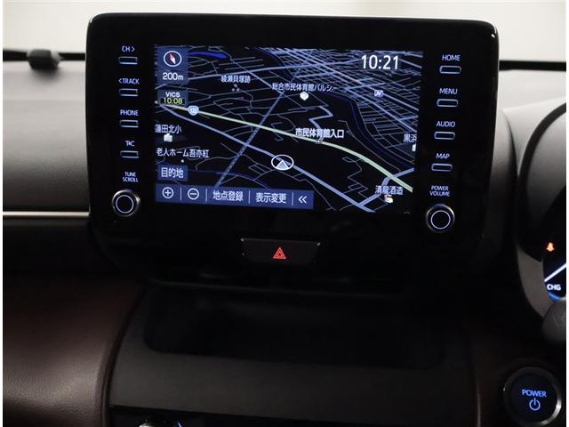 ヤリスクロス ハイブリッドＺ　ドライブレコーダ　インテリジェントキー　アルミホイル　ＬＥＤライト　リアカメラ　クルーズコントロール　整備記録簿　横滑り防止システム　ナビＴＶ　メモリーナビゲーション　電動シ－ト　パワステ　キーフリー（8枚目）