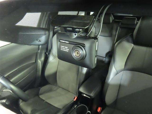 ドライブレコーダー装備：車の走行中の主に外観を中心に記録する撮影機材です！交通事故発生時の責任の所在を明確にしたり、観光等を記録するのにも役立ちます！