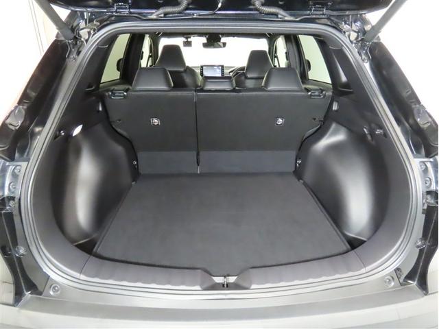 便利な６：４分割可倒式シートです。収納と乗車人数のバランスに優れています♪荷物の大きさに応じたラゲージスペースをフレキシブルに作り出せるので、シーンに応じた使い方ができます♪