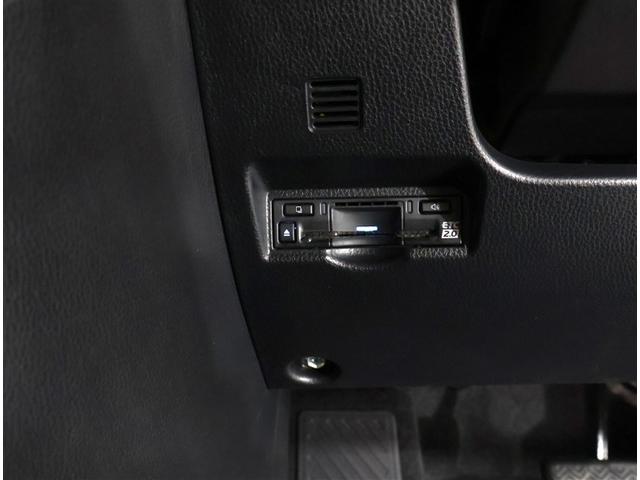 ノア ハイブリッドＳ－Ｚ　トヨタ認定中古車・ワンオーナー・純正ディスプレイオーディオ＆ナビゲーション・全周囲モニター・ＥＴＣ・両側パワースライドドア・ＬＥＤヘッドライト・デジタルインナーミラー・ユニバーサルステップ（18枚目）