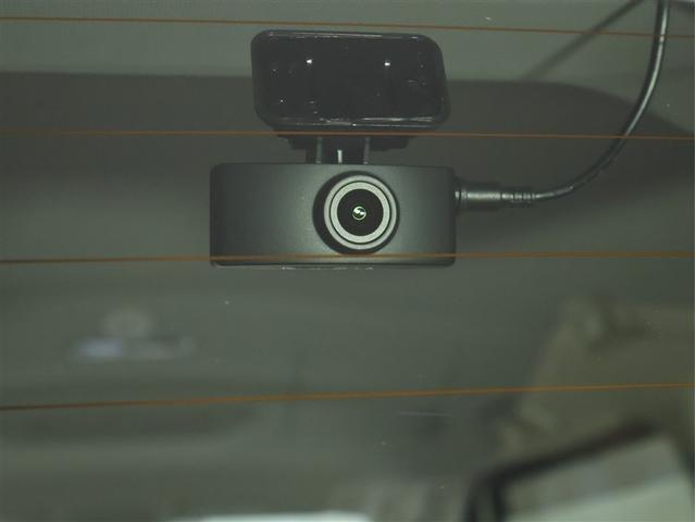 ノア ハイブリッドＸ　純正ナビゲーション・バックモニター・ＥＴＣ・前後ドライブレコーダー・左側パワースライドドア・スマートキー・ＬＥＤヘッドライト・純正１５インチアルミホイール（12枚目）