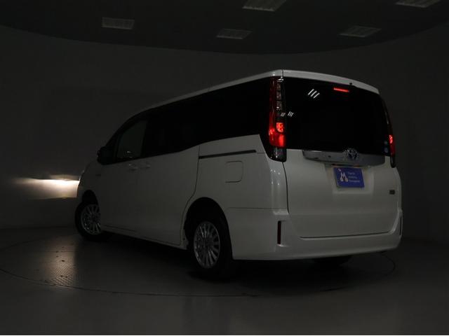 ノア ハイブリッドＸ　純正ナビゲーション・バックモニター・ＥＴＣ・前後ドライブレコーダー・左側パワースライドドア・スマートキー・ＬＥＤヘッドライト・純正１５インチアルミホイール（27枚目）