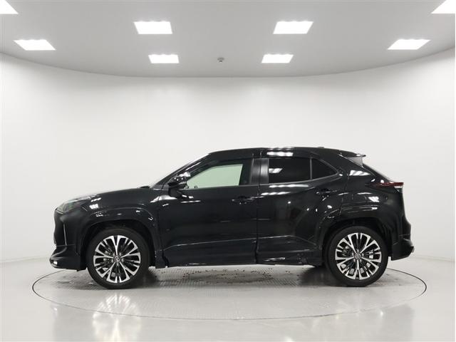 ヤリスクロス ハイブリッドZ トヨタ認定中古車・ワンオーナー・モデリスタエアロ・純正ディスプレイオーディオ・全周囲モニター・合皮コンビシート・LEDヘッドライト・ドライブレコーダー・シートヒーター・純正18インチアルミホイール(4枚目)