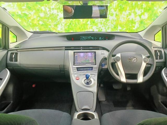 S 社外 8インチ メモリーナビ/ヘッドランプ HID/Bluetooth接続/ETC/EBD付ABS/横滑り防止装置/アイドリングストップ/バックモニター/フルセグTV/エアバッグ 運転席 バックカメラ(4枚目)