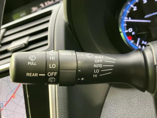 レヴォーグ ４ＷＤ１．６ＧＴ－Ｓアイサイト　エアロ／保証書／純正　ＳＤナビ／衝突安全装置／車線逸脱防止支援システム／パーキングアシスト　バックガイド／ヘッドランプ　ＨＩＤ／Ｂｌｕｅｔｏｏｔｈ接続／ＥＴＣ／ＥＢＤ付ＡＢＳ　ターボ　フルエアロ（17枚目）