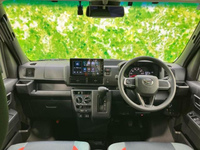 ハイゼットカーゴ ４ＷＤクルーズ　ディスプレイオーディオ９インチ／衝突安全装置／パーキングアシスト　バックガイド／ドライブレコーダー　純正／ヘッドランプ　ＬＥＤ／Ｂｌｕｅｔｏｏｔｈ接続／ＨＤＭＩ接続／ＥＴＣ　衝突被害軽減システム　ＴＶ（6枚目）