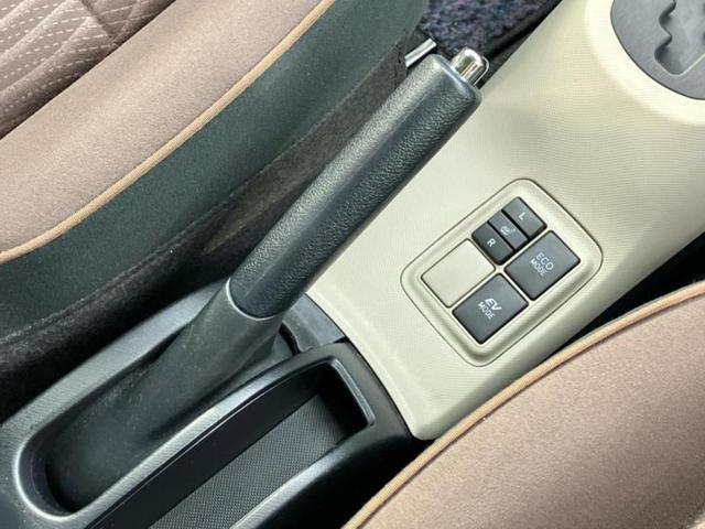 アクア G 新品タイヤ/保証書/純正 SDナビ/シートヒーター 前席/ヘッドランプ HID/Bluetooth接続/ETC/EBD付ABS/横滑り防止装置/フルセグTV/DVD/エアバッグ 運転席 DVD再生(40枚目)