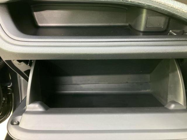 アクア G 新品タイヤ/保証書/純正 SDナビ/シートヒーター 前席/ヘッドランプ HID/Bluetooth接続/ETC/EBD付ABS/横滑り防止装置/フルセグTV/DVD/エアバッグ 運転席 DVD再生(45枚目)