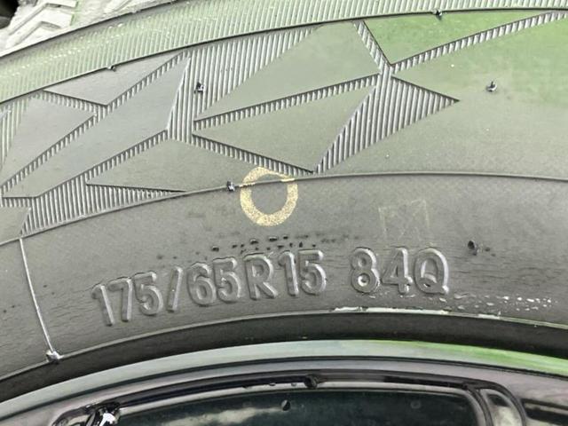 アクア G 新品タイヤ/保証書/純正 SDナビ/シートヒーター 前席/ヘッドランプ HID/Bluetooth接続/ETC/EBD付ABS/横滑り防止装置/フルセグTV/DVD/エアバッグ 運転席 DVD再生(65枚目)