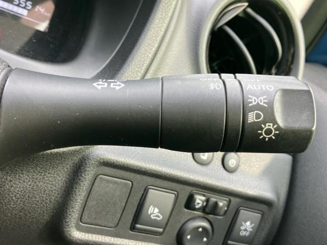 ノート eパワーメダリスト 保証書/純正 SDナビ/衝突安全装置/車線逸脱防止支援システム/シート ハーフレザー/ドライブレコーダー 純正/ヘッドランプ HID/Bluetooth接続/ETC/EBD付ABS/横滑り防止装置(17枚目)
