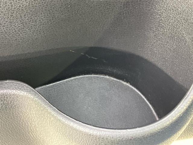 ノート eパワーメダリスト 保証書/純正 SDナビ/衝突安全装置/車線逸脱防止支援システム/シート ハーフレザー/ドライブレコーダー 純正/ヘッドランプ HID/Bluetooth接続/ETC/EBD付ABS/横滑り防止装置(47枚目)