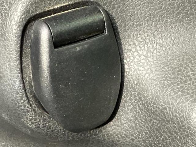 ノート eパワーメダリスト 保証書/純正 SDナビ/衝突安全装置/車線逸脱防止支援システム/シート ハーフレザー/ドライブレコーダー 純正/ヘッドランプ HID/Bluetooth接続/ETC/EBD付ABS/横滑り防止装置(55枚目)