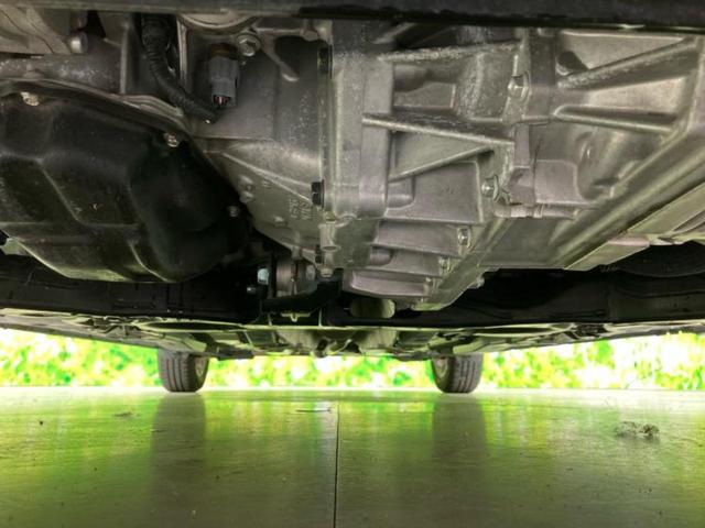 ノート eパワーメダリスト 保証書/純正 SDナビ/衝突安全装置/車線逸脱防止支援システム/シート ハーフレザー/ドライブレコーダー 純正/ヘッドランプ HID/Bluetooth接続/ETC/EBD付ABS/横滑り防止装置(61枚目)