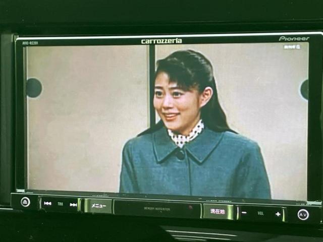 スイフト ハイブリッドML 新品タイヤ/社外 SDナビ/シートヒーター/パーキングアシスト バックガイド/ドライブレコーダー 純正/ヘッドランプ HID/ETC/EBD付ABS/横滑り防止装置/アイドリングストップ バックカメラ(13枚目)