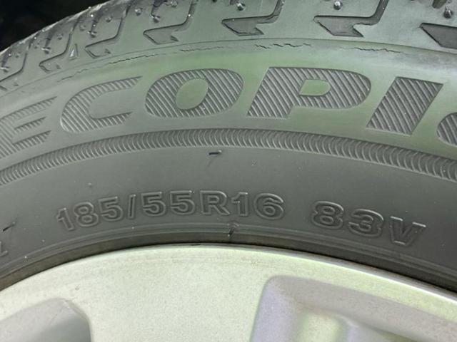 スイフト ハイブリッドＭＬ　新品タイヤ／社外　ＳＤナビ／シートヒーター／パーキングアシスト　バックガイド／ドライブレコーダー　純正／ヘッドランプ　ＨＩＤ／ＥＴＣ／ＥＢＤ付ＡＢＳ／横滑り防止装置／アイドリングストップ　バックカメラ（56枚目）