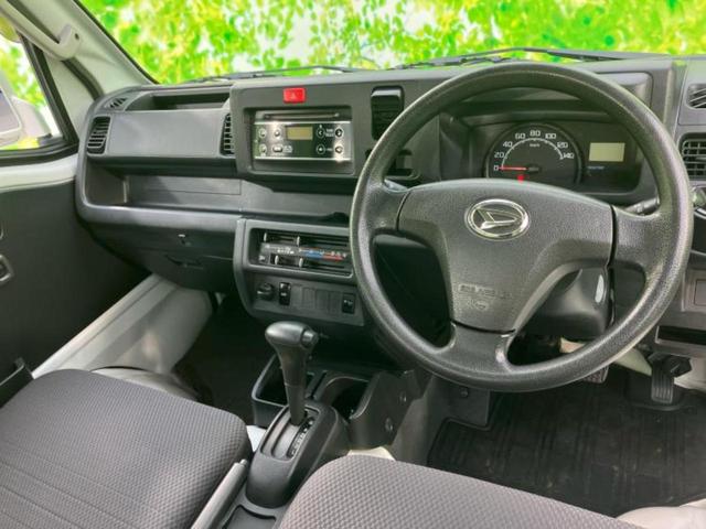 ハイゼットトラック 4WDエクストラ 新品タイヤ/保証書/EBD付ABS/エアバッグ 運転席/キーレスエントリー/パワーステアリング/ワンオーナー/マニュアルエアコン/取扱説明書/CD/ラジオ 4WD(5枚目)