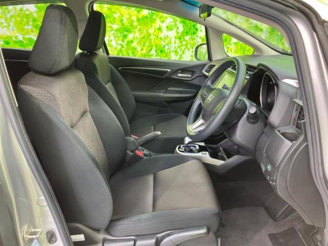 フィットハイブリッド ハイブリッド・Ｆパッケージ　保証書／純正　ＳＤナビ／パーキングアシスト　バックガイド／ドライブレコーダー　社外／Ｂｌｕｅｔｏｏｔｈ接続／ＥＴＣ／ＥＢＤ付ＡＢＳ／横滑り防止装置／アイドリングストップ／バックモニター　バックカメラ（4枚目）