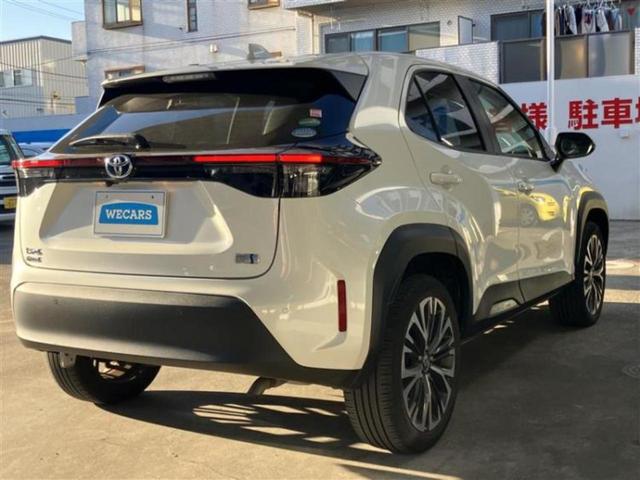 ヤリスクロス ハイブリッドＺ　新品タイヤ／保証書／ディスプレイオーディオ／トヨタセーフティセンス／シートヒーター／車線逸脱防止支援システム／シート　ハーフレザー／ヘッドランプ　ＬＥＤ／ＵＳＢジャック／Ｂｌｕｅｔｏｏｔｈ接続　ＥＴＣ（3枚目）