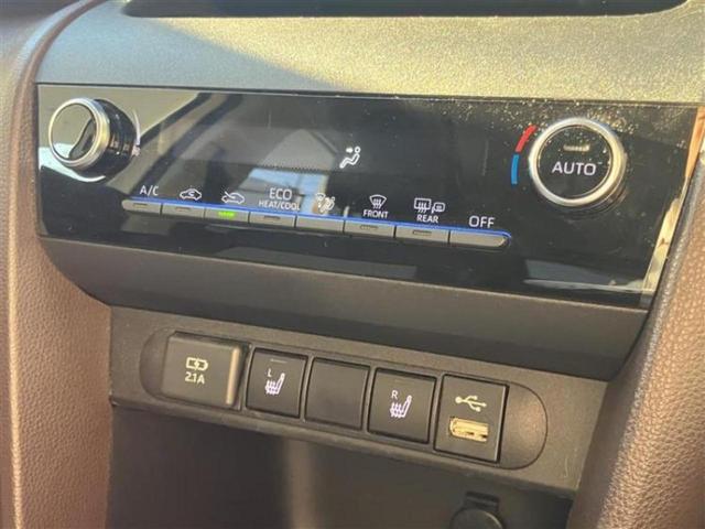 ヤリスクロス ハイブリッドＺ　新品タイヤ／保証書／ディスプレイオーディオ／トヨタセーフティセンス／シートヒーター／車線逸脱防止支援システム／シート　ハーフレザー／ヘッドランプ　ＬＥＤ／ＵＳＢジャック／Ｂｌｕｅｔｏｏｔｈ接続　ＥＴＣ（11枚目）