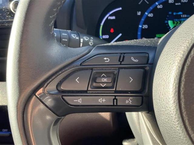 ヤリスクロス ハイブリッドＺ　新品タイヤ／保証書／ディスプレイオーディオ／トヨタセーフティセンス／シートヒーター／車線逸脱防止支援システム／シート　ハーフレザー／ヘッドランプ　ＬＥＤ／ＵＳＢジャック／Ｂｌｕｅｔｏｏｔｈ接続　ＥＴＣ（14枚目）