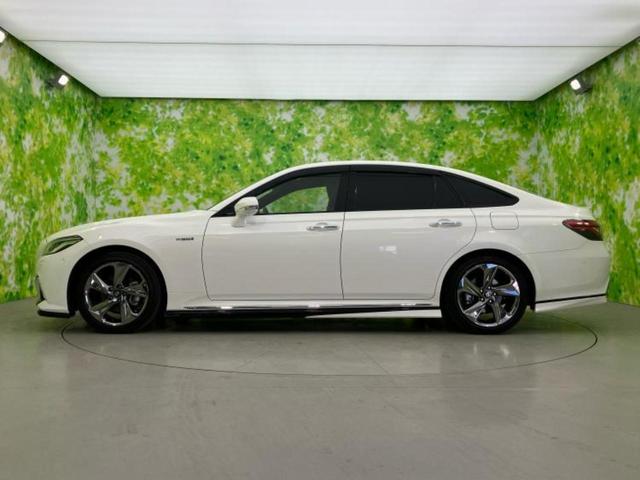 クラウンハイブリッド ＲＳアドバンス　保証書／純正　ＳＤナビ／トヨタセーフティセンス／シートヒーター　前席／全方位モニター／車線逸脱防止支援システム／シート　合皮／パーキングアシスト　自動操舵／ヘッドランプ　ＬＥＤ／ＵＳＢジャック　ＥＴＣ（2枚目）