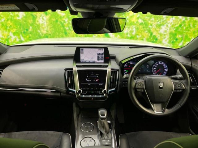 クラウンハイブリッド ＲＳアドバンス　保証書／純正　ＳＤナビ／トヨタセーフティセンス／シートヒーター　前席／全方位モニター／車線逸脱防止支援システム／シート　合皮／パーキングアシスト　自動操舵／ヘッドランプ　ＬＥＤ／ＵＳＢジャック　ＥＴＣ（6枚目）