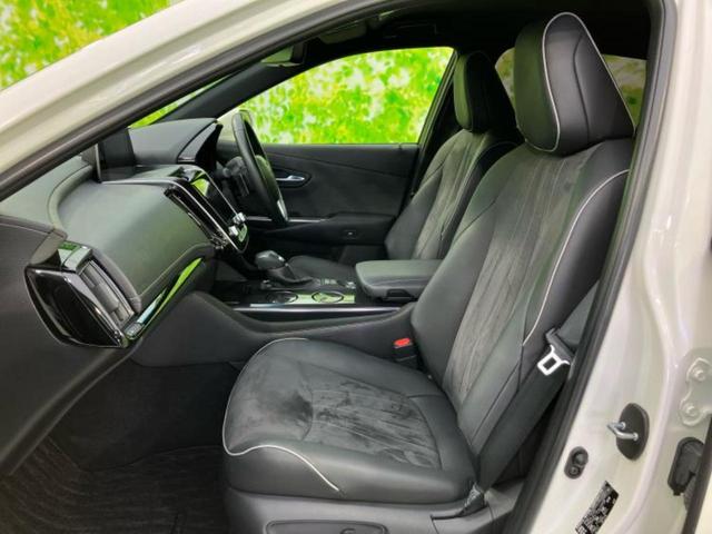 クラウンハイブリッド ＲＳアドバンス　保証書／純正　ＳＤナビ／トヨタセーフティセンス／シートヒーター　前席／全方位モニター／車線逸脱防止支援システム／シート　合皮／パーキングアシスト　自動操舵／ヘッドランプ　ＬＥＤ／ＵＳＢジャック　ＥＴＣ（7枚目）