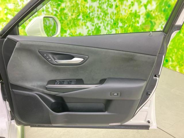 クラウンハイブリッド ＲＳアドバンス　保証書／純正　ＳＤナビ／トヨタセーフティセンス／シートヒーター　前席／全方位モニター／車線逸脱防止支援システム／シート　合皮／パーキングアシスト　自動操舵／ヘッドランプ　ＬＥＤ／ＵＳＢジャック　ＥＴＣ（24枚目）