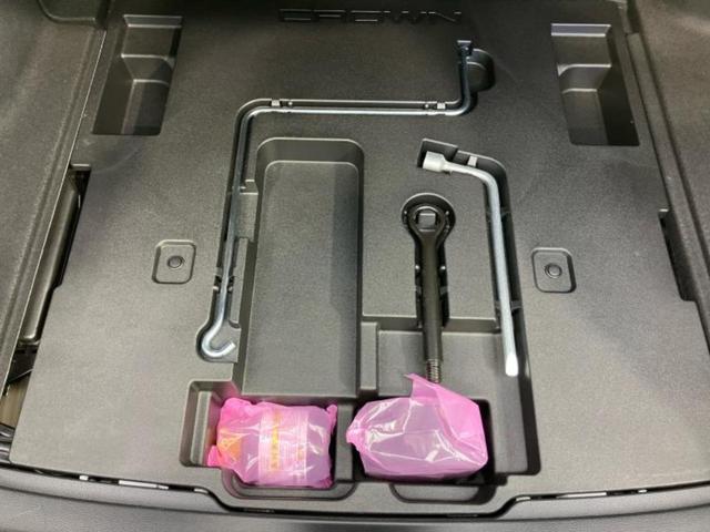 クラウンハイブリッド ＲＳアドバンス　保証書／純正　ＳＤナビ／トヨタセーフティセンス／シートヒーター　前席／全方位モニター／車線逸脱防止支援システム／シート　合皮／パーキングアシスト　自動操舵／ヘッドランプ　ＬＥＤ／ＵＳＢジャック　ＥＴＣ（27枚目）