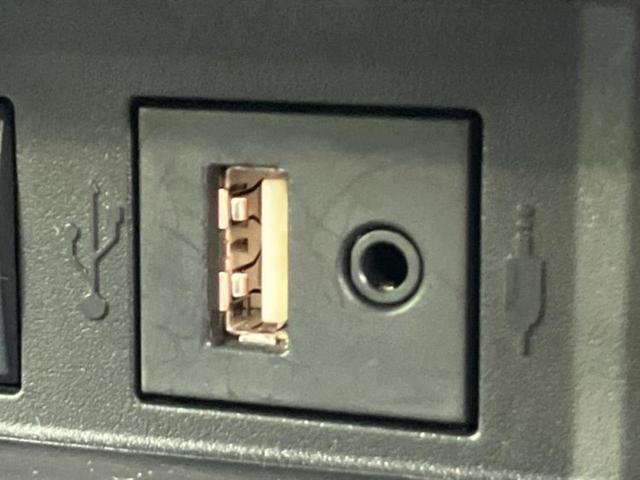 クラウンハイブリッド ＲＳアドバンス　保証書／純正　ＳＤナビ／トヨタセーフティセンス／シートヒーター　前席／全方位モニター／車線逸脱防止支援システム／シート　合皮／パーキングアシスト　自動操舵／ヘッドランプ　ＬＥＤ／ＵＳＢジャック　ＥＴＣ（48枚目）