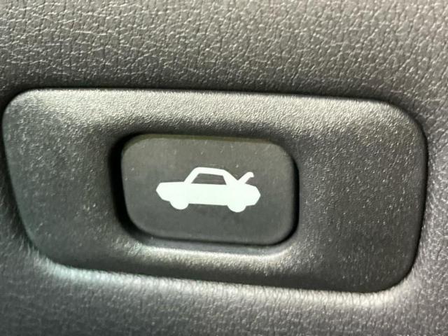 クラウンハイブリッド ＲＳアドバンス　保証書／純正　ＳＤナビ／トヨタセーフティセンス／シートヒーター　前席／全方位モニター／車線逸脱防止支援システム／シート　合皮／パーキングアシスト　自動操舵／ヘッドランプ　ＬＥＤ／ＵＳＢジャック　ＥＴＣ（50枚目）